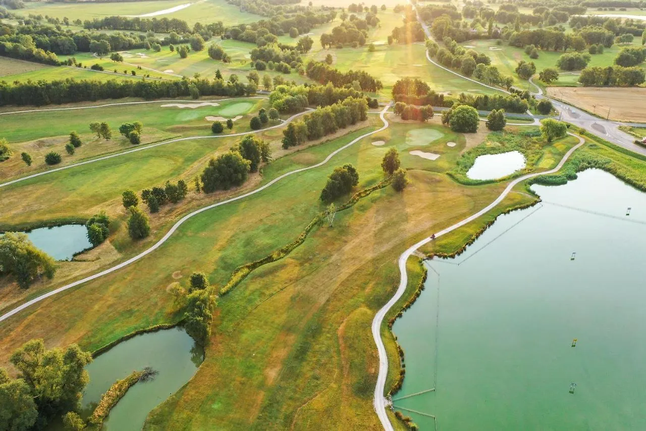 Domaine Du Gouverneur, Hotel, Restaurant & Golf Monthieux Frankrijk